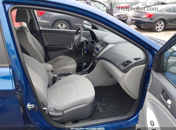 KMHCT4AE4GU145904 2016 HYUNDAI ACCENT Blue წინა სალონის ხედი