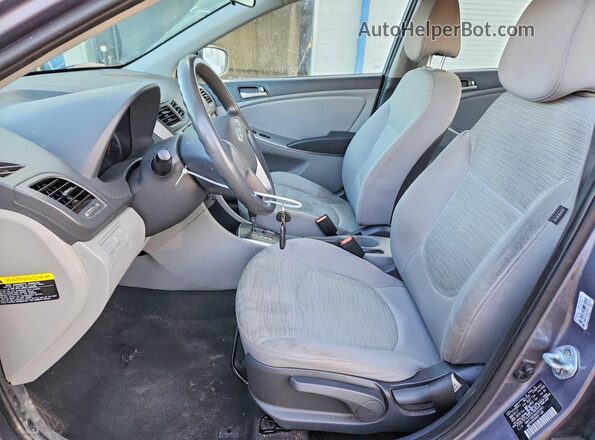 KMHCT4AE4HU297831 2017 HYUNDAI ACCENT Gray Vista interior delantera