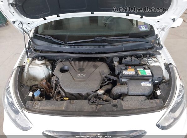 KMHCT4AE5GU074390 2016 HYUNDAI ACCENT White Widok z tyłu