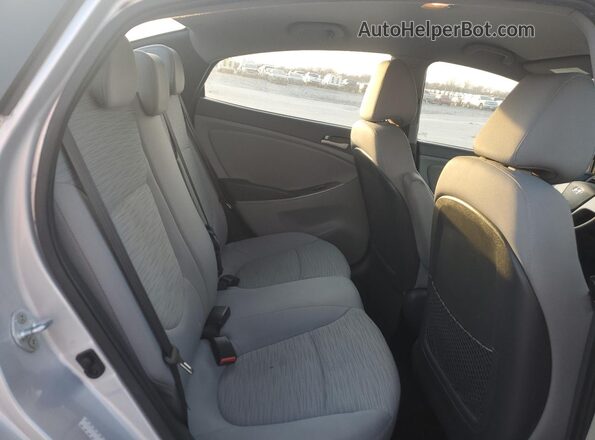 KMHCT4AE7GU014529 2016 HYUNDAI ACCENT Beige Widok tylnych siedzeń