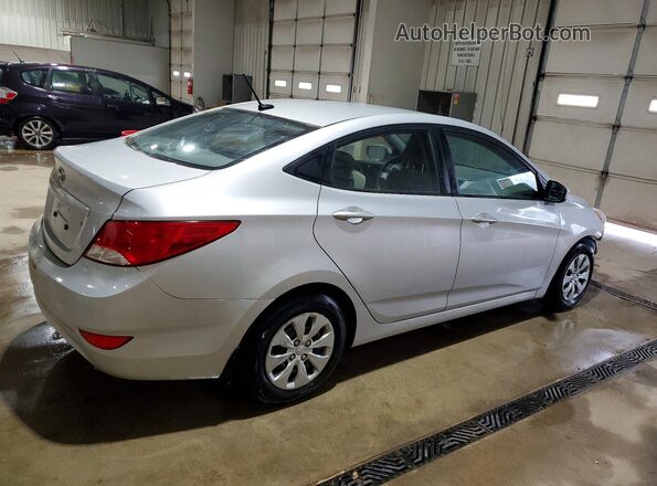 KMHCT4AE7GU061205 2016 HYUNDAI ACCENT Silver Rear right