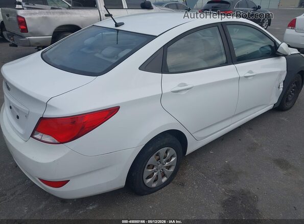 KMHCT4AE7HU296527 2017 HYUNDAI ACCENT White Trasero derecho