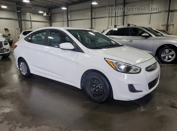 KMHCT4AE8GU149681 2016 HYUNDAI ACCENT White Przód prawy