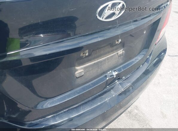 KMHCT4AE8HU246767 2017 HYUNDAI ACCENT Черный Вид спереди
