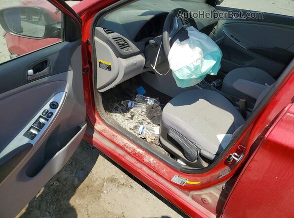 KMHCT4AE8HU265867 2017 HYUNDAI ACCENT Red Widok deski rozdzielczej