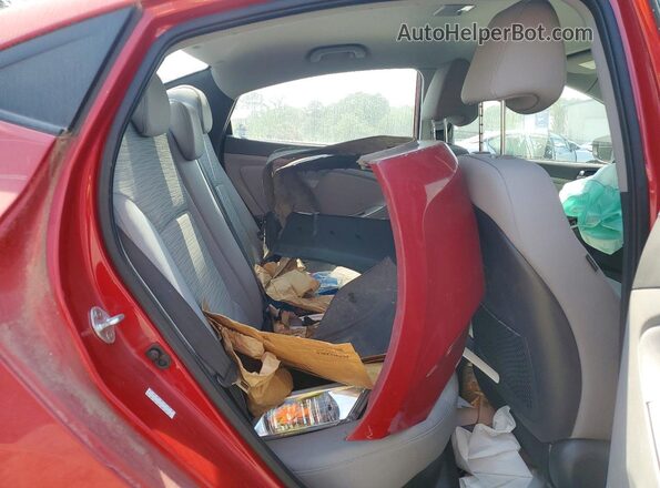 KMHCT4AE8HU265867 2017 HYUNDAI ACCENT Red Widok tylnych siedzeń
