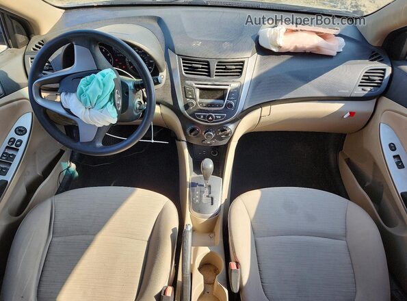 KMHCT4AE9GU010448 2016 HYUNDAI ACCENT Cream წინა პანელის ხედი