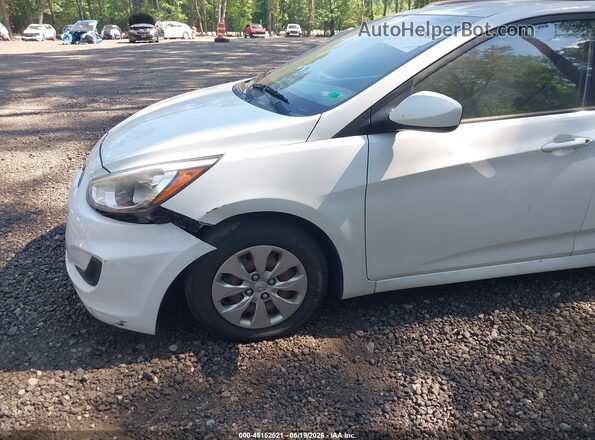 KMHCT4AE9GU979246 2016 HYUNDAI ACCENT Белый Вид спереди