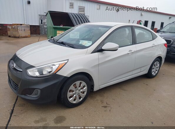 KMHCT4AEXGU014234 2016 HYUNDAI ACCENT Белый Передняя левая четверть