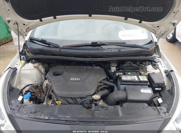 KMHCT4AEXGU014234 2016 HYUNDAI ACCENT Белый Вид сзади