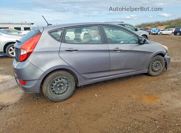 KMHCT5AE0HU310516 2017 HYUNDAI ACCENT Серый Задняя правая четверть