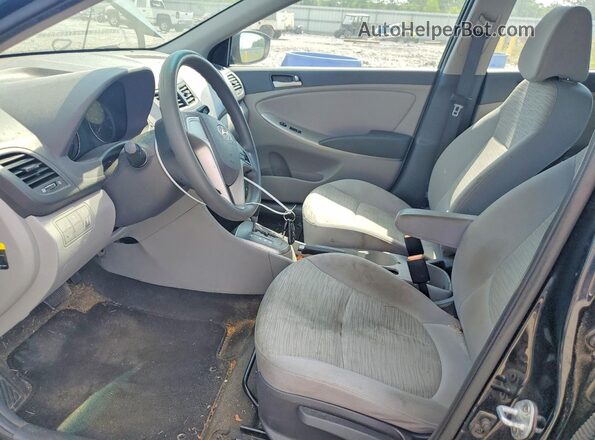 KMHCT5AE1HU337577 2017 HYUNDAI ACCENT Черный Вид салона спереди