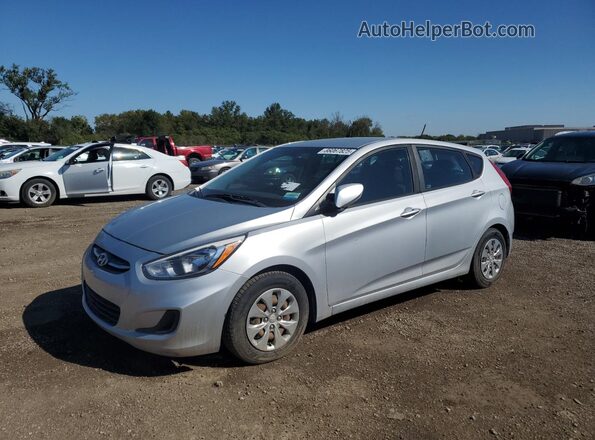 KMHCT5AE5HU336836 2017 HYUNDAI ACCENT Серебряный Передняя левая четверть