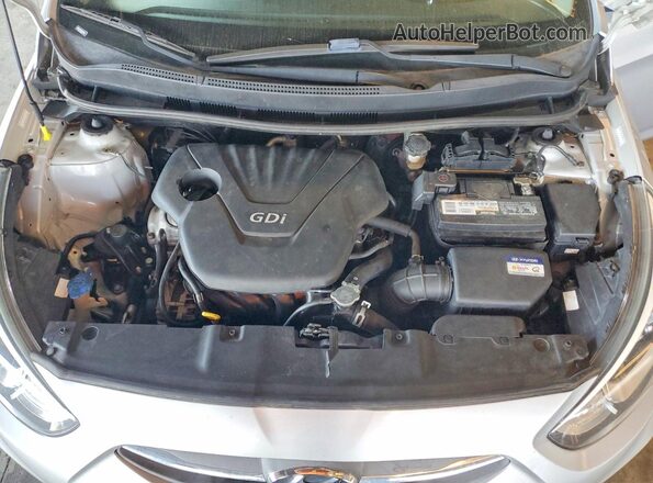 KMHCT5AE7HU325904 2017 HYUNDAI ACCENT Серебряный Вид задней части салона