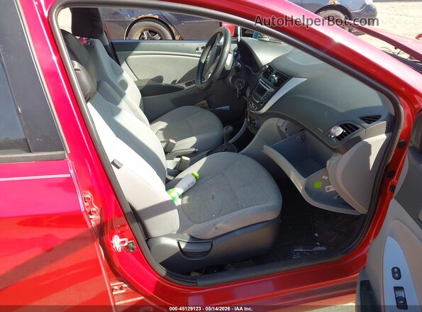 KMHCT5AE8GU238740 2016 HYUNDAI ACCENT Красный Вид салона спереди