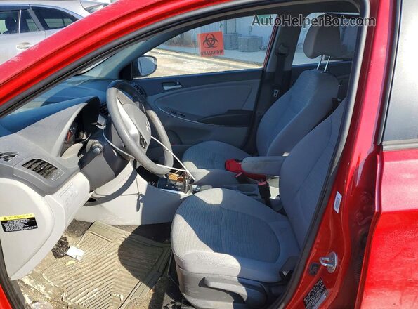 KMHCT5AE8GU266568 2016 HYUNDAI ACCENT Красный Вид салона спереди