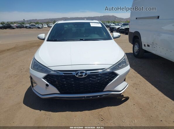 KMHD04LB3KU860777 2019 HYUNDAI ELANTRA Белый Вид щитка приборов
