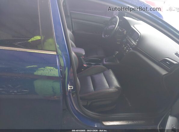KMHD04LB4KU861131 2019 HYUNDAI ELANTRA Синий Вид салона спереди