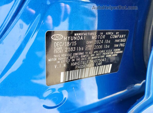 KMHD74LF7HU075041 2017 HYUNDAI ELANTRA Синий Вид подкапотного пространства