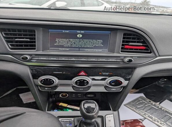 KMHD84LF1LU944223 2020 HYUNDAI ELANTRA Black Dashboard view