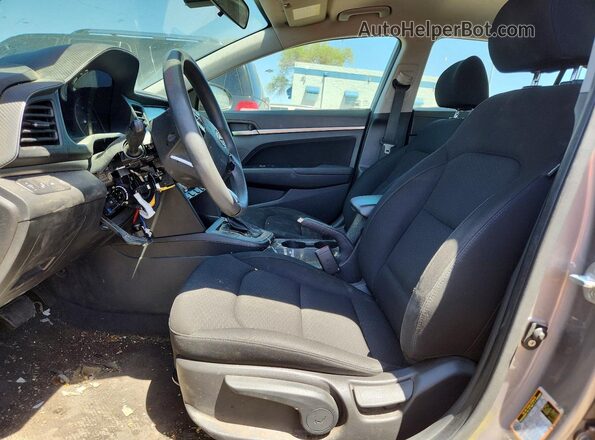 KMHD84LF8LU937043 2020 HYUNDAI ELANTRA Серый Вид салона спереди
