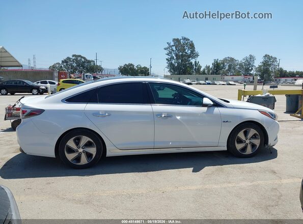 KMHE34L17HA047875 2017 HYUNDAI SONATA HYBRID Белый Вид задней части салона