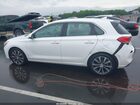 2018 Hyundai Elantra Gt   Белый vin: KMHH35LEXJU063630