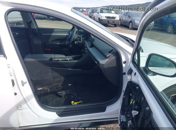 KMHL64JA3SA465858 2025 HYUNDAI SONATA Белый Вид салона спереди