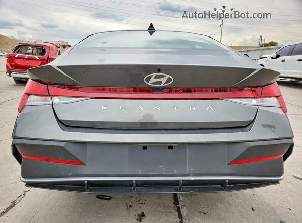 KMHLL4DG5RU744679 2024 HYUNDAI ELANTRA Gray Widok z tyłu