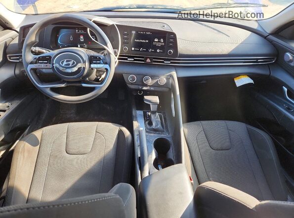 KMHLL4DG7RU825568 2024 HYUNDAI ELANTRA Синий Вид панели приборов