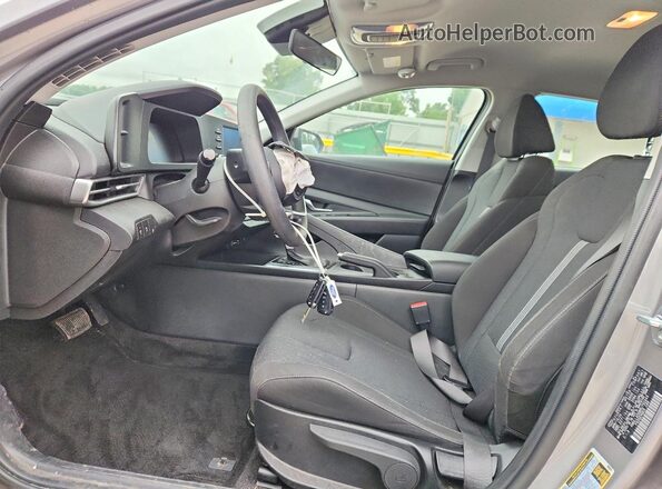 KMHLL4DG8RU792449 2024 HYUNDAI ELANTRA Серый Вид салона спереди