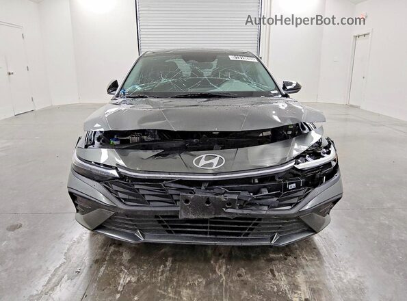 KMHLM4DG1TU097802 2026 HYUNDAI ELANTRA Серый Вид спереди