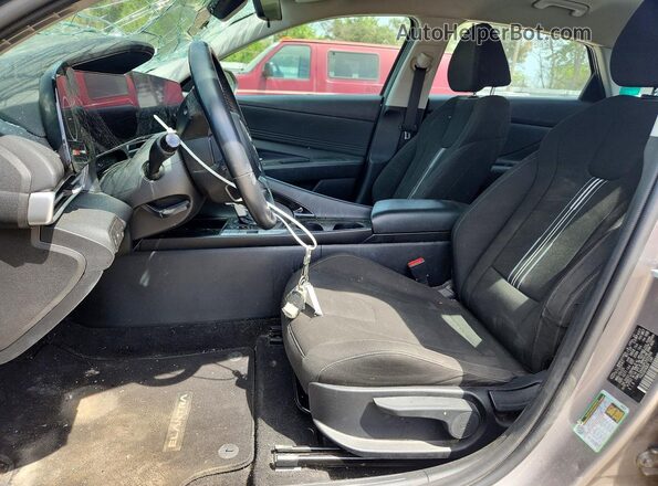 KMHLS4AG0PU555958 2023 HYUNDAI ELANTRA Серый Вид салона спереди