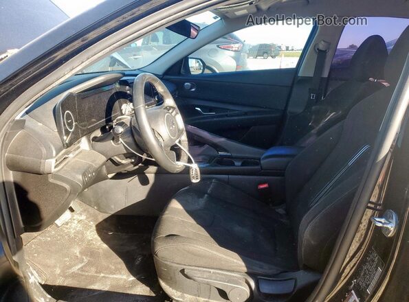 KMHLS4AG4NU227441 2022 HYUNDAI ELANTRA Черный Вид салона спереди