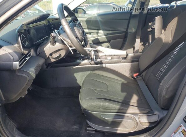 KMHLS4AGXMU136687 2021 HYUNDAI ELANTRA Серый Вид салона спереди