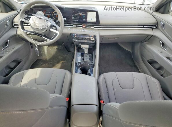 KMHLS4DG6SU873149 2025 HYUNDAI ELANTRA Gray Vista del salpicadero
