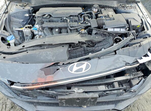 KMHLS4DG6SU873149 2025 HYUNDAI ELANTRA Gray Vista interior trasera
