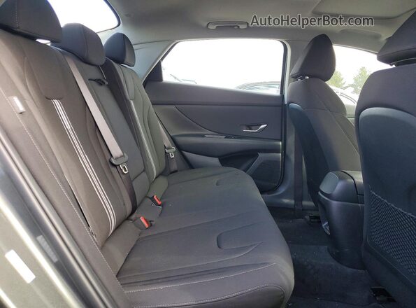 KMHLS4DG8RU748079 2024 HYUNDAI ELANTRA Зеленый Вид задних сидений