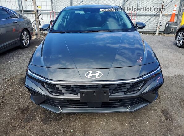 KMHLS4DG8RU748079 2024 HYUNDAI ELANTRA Зеленый Вид спереди