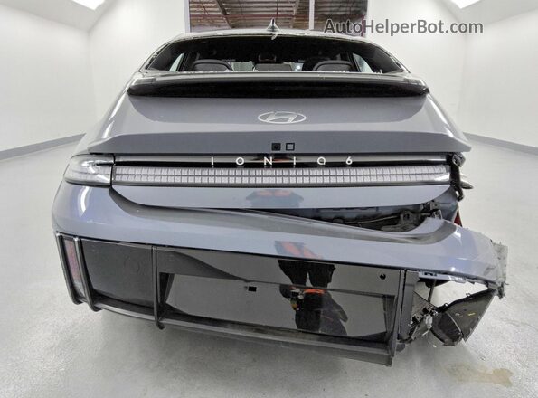KMHM34AA1SA091957 2025 HYUNDAI IONIQ Серый Вид сзади