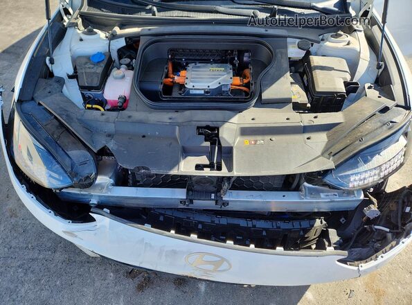 KMHM34AC2RA066626 2024 HYUNDAI IONIQ Белый Вид задней части салона