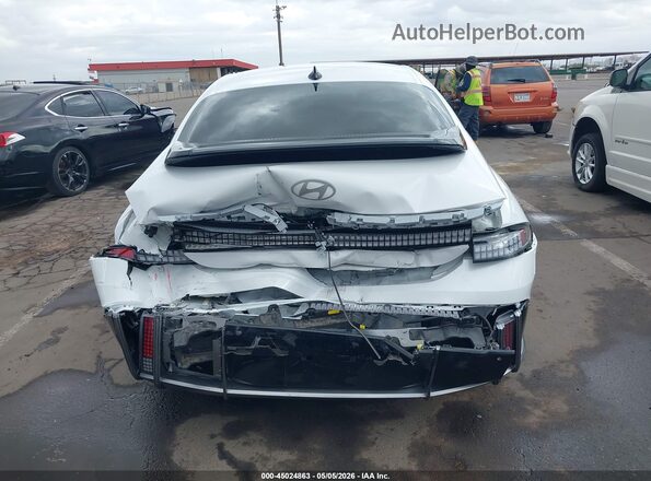 KMHM54AA6SA098946 2025 HYUNDAI IONIQ 6 White Widok z przodu