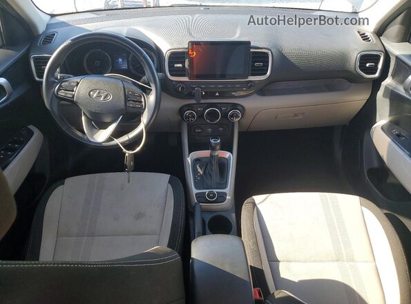 KMHRC8A32MU096861 2021 HYUNDAI VENUE Gray Vista del salpicadero