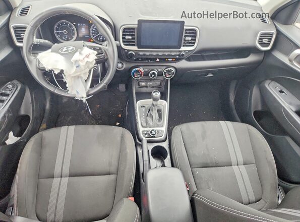 KMHRC8A33NU206706 2022 HYUNDAI VENUE Черный Вид панели приборов