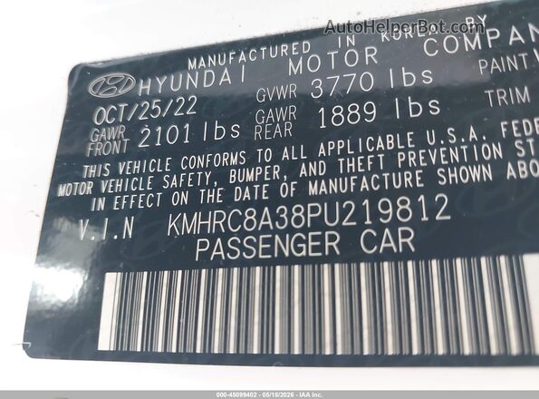KMHRC8A38PU219812 2023 HYUNDAI VENUE White Widok komory silnika