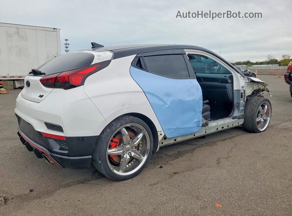 KMHT36AH6MU010389 2021 HYUNDAI VELOSTER White Trasero derecho
