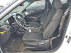2017 Hyundai Veloster Base White vin: KMHTC6AD0HU308522