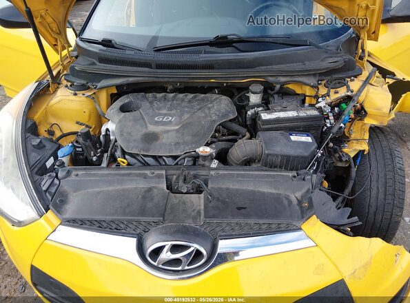 KMHTC6AD1GU290160 2016 HYUNDAI VELOSTER Желтый Вид сзади