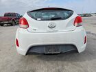 2017 Hyundai Veloster Белый vin: KMHTC6AD2HU305492