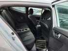 2017 Hyundai Veloster Белый vin: KMHTC6AD2HU305492